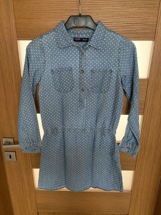 Sukienka w kropeczki Carry 146