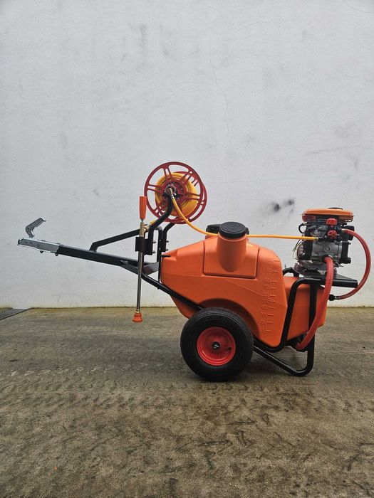Pulverizador Rebocável ATV 100L C/Enrolador 30m, Pistola e Mangueira **Entrega Sem Custos**