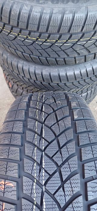 Nowe koła zimowe 19" audi q5 80A good year 24r