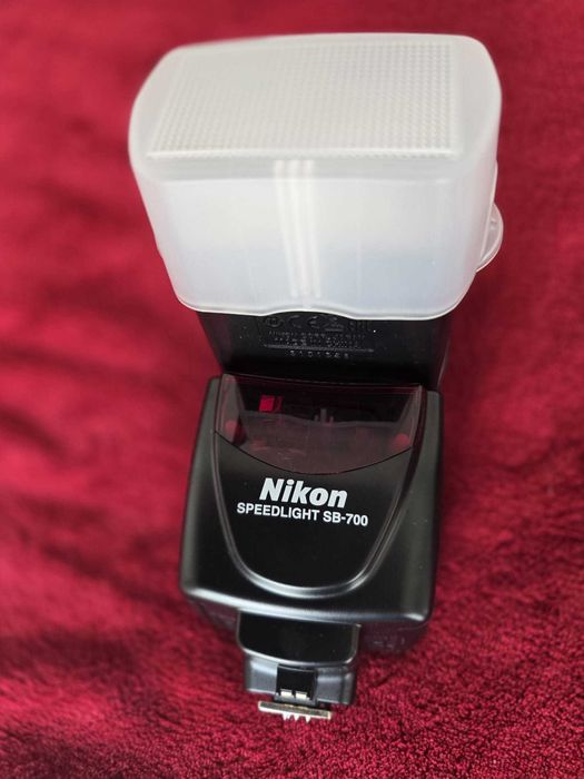 Flash Nikon Speedlight SB-700 TTL - Excelente Estado