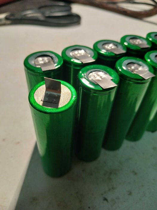 Контакти, клеми, п'ятаки на акумулятор 21700 Tesla алюміній