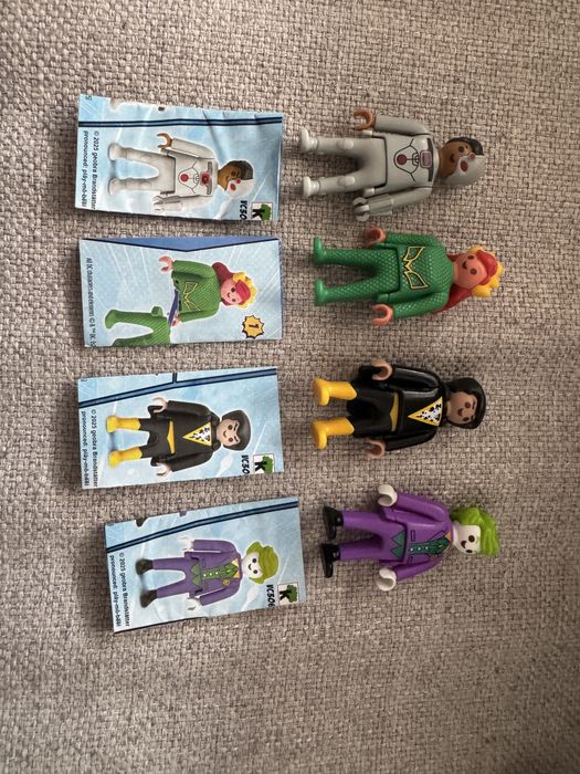 Troco playmobil ovo kinder Mera Joker cyborg black adam