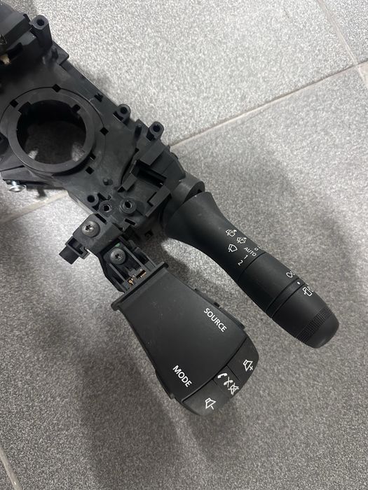 Comutador piscas / escovas Dacia Jogger