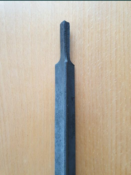 Трьох гранний предмет старовини для колекції1870рік