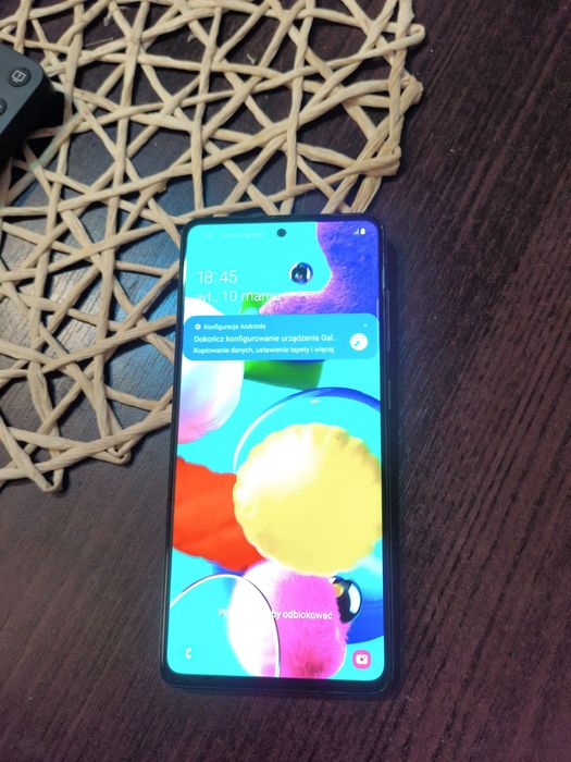 Samsung Galaxy A51 128gb 4gb ram dual SIM