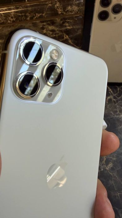 Продам Iphone 11 Pro Айфон