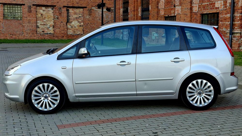 Ford C-Max Benzyna Titanium