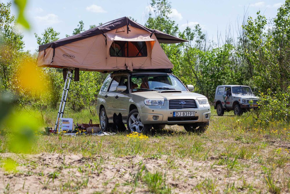 Nowość!Wynajem auta samochodu z namiotem dachowym Subaru Toyota