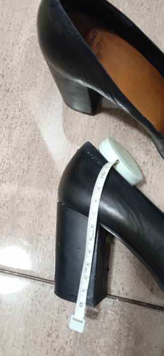 Туфлі на всі випадки 37розмір натуральна шкіра і замш