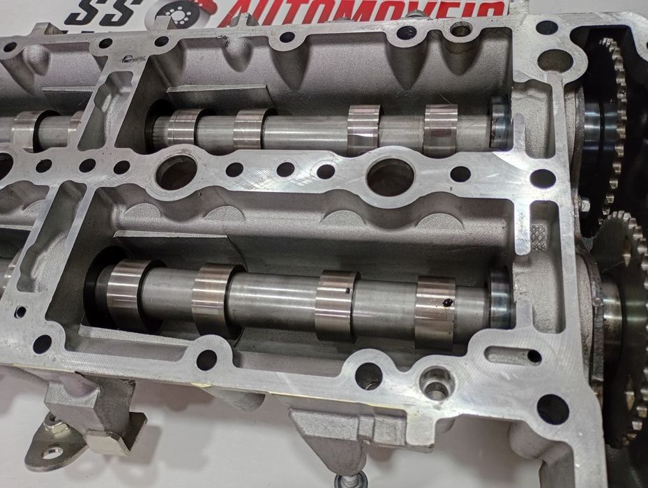 Tampa de Válvulas Berço Cames Mitsubishi Canter Fuso 3.0 Did Iveco