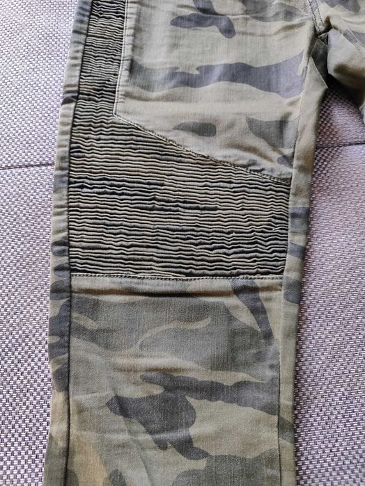 Spodnie jeansowe moro L