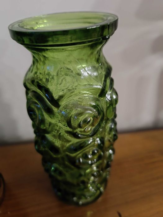 Wazony szklane huta Laura. Róże.