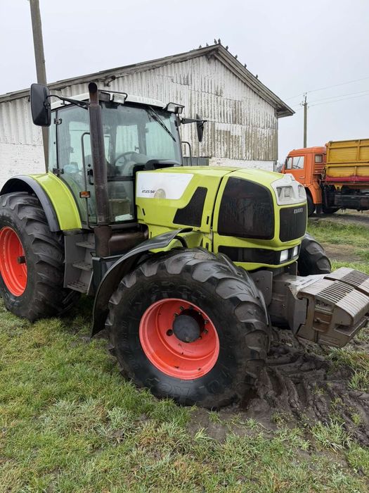 Трактор Claas atles 946