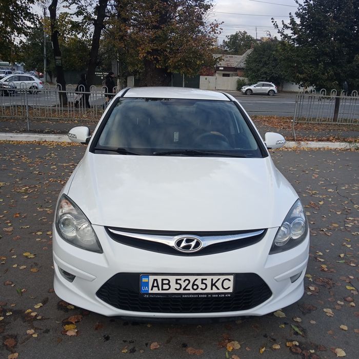 Huindai I30 2011рік 1.4
