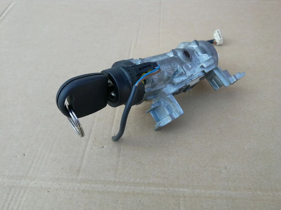 Audi A3 8P Golf V Stacyjka kluczyk 1K0905851B