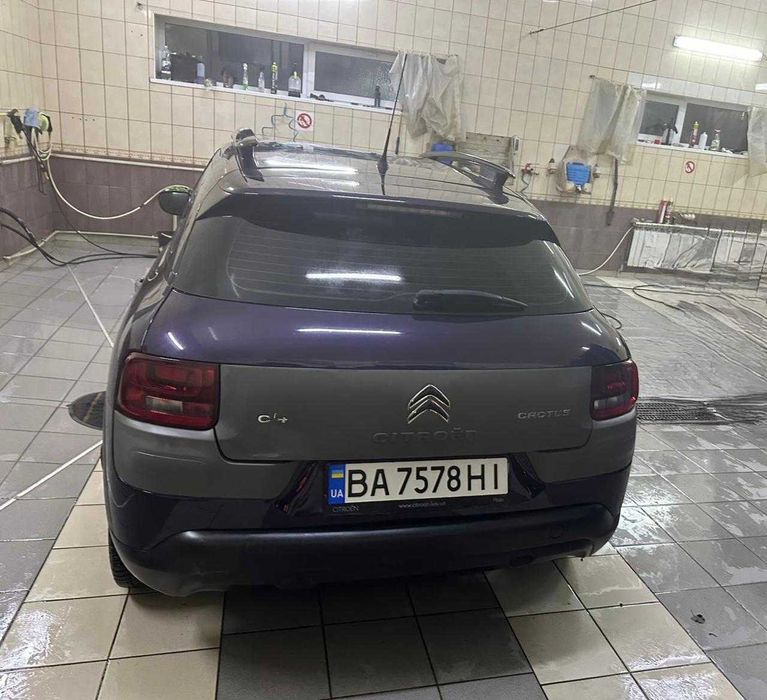 Citroen C4  CACTUS 2015