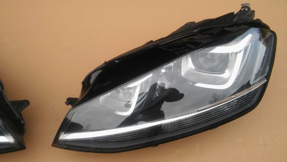 VW Golf 7,VII,5G0,od 13r,lampy przód,Xenon,Lewa+Prawa,039,040,oryginał