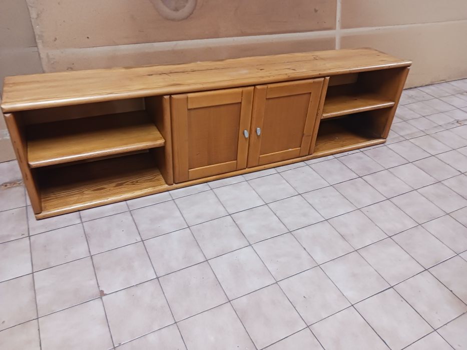 Vendo movel de parede em madeira maciça com 220 comprido