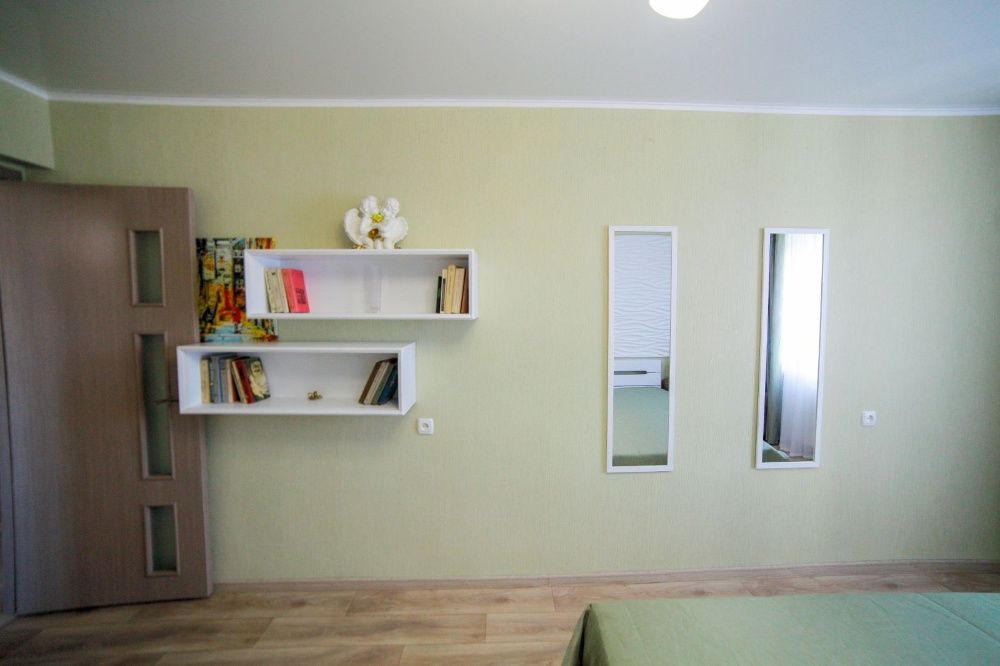 Подобова квартира біля Соборної з 2 окремими спальнями