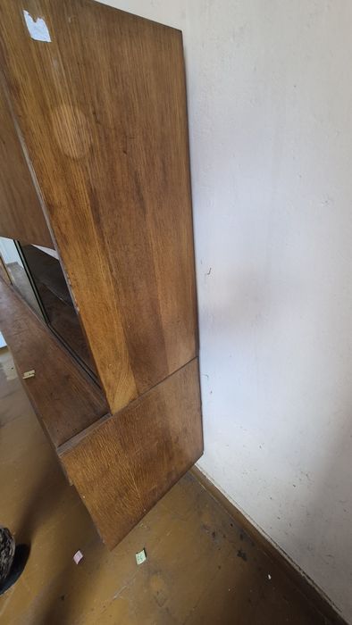Kredens z okresu PRL
