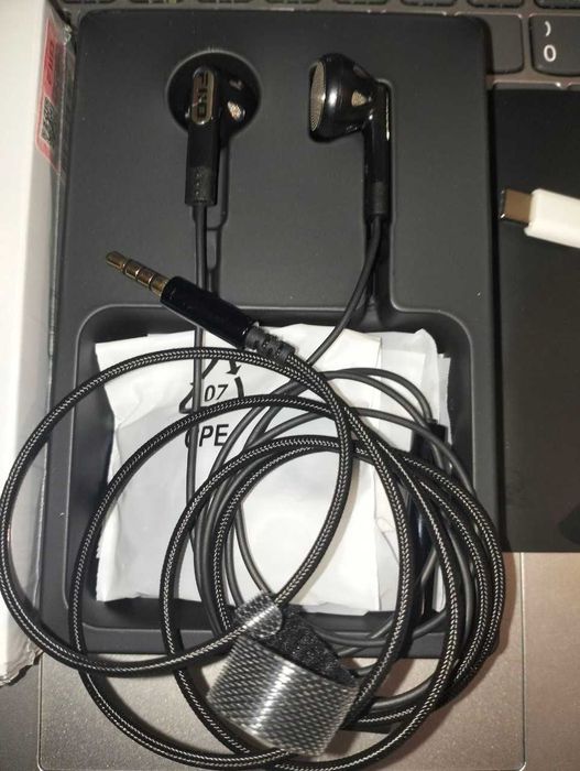 Наушники Fiio FF1