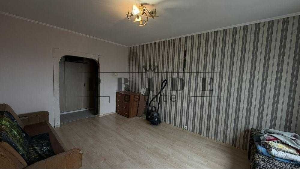 ДЕШЕВО Трикімнатна квартира Троєщина, Держпрограми