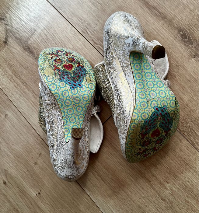 Buty Irregular Choice rozm 38 barwy złota i beżu
