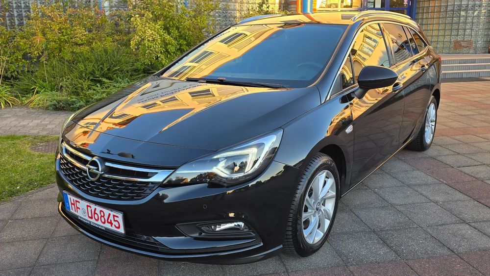 Opel Astra Opel Astra Sports Tourer+ 1.6 CDTI 136 KM 2018 rok - STAN PERFEKCYJNY