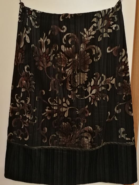 Spódnica sztruksowa M