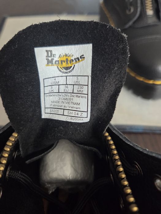 Buty, kultowe glany Dr. Martens Sinclair