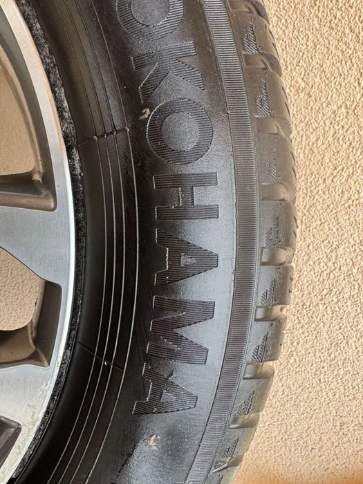 Колеса шини диски тітани Хюндай 235/60 R18