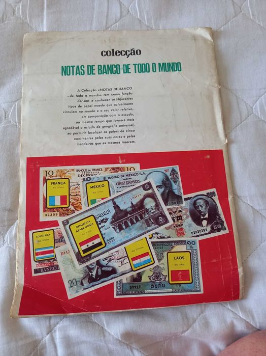 Caderneta de cromos notas de banco de todo o mundo completa antiga