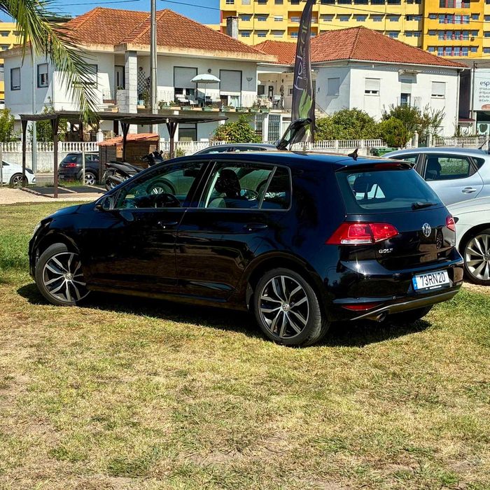 VW Golf VII 1.6 TDi BlueMotion Highline · Nacional