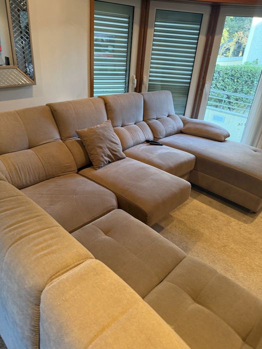 Sofa com chaise longue