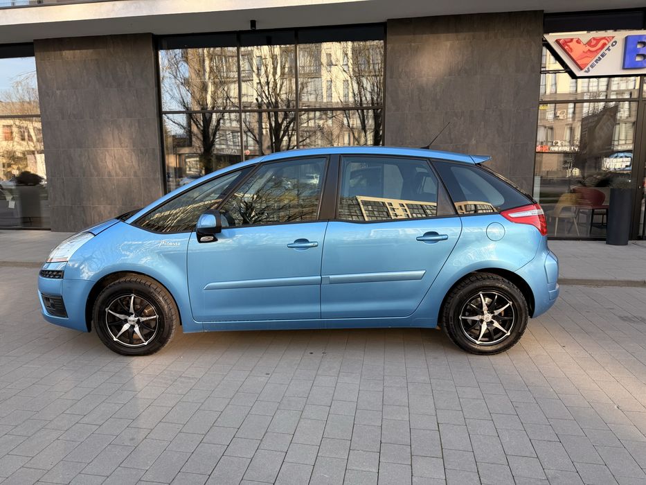 Citroen C4 Picasso 2008 2л бензин