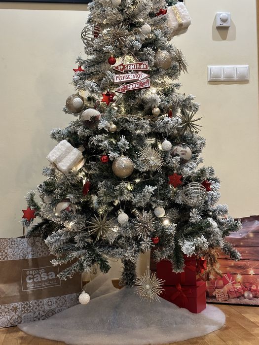 Árvore de Natal nevada 180 cm