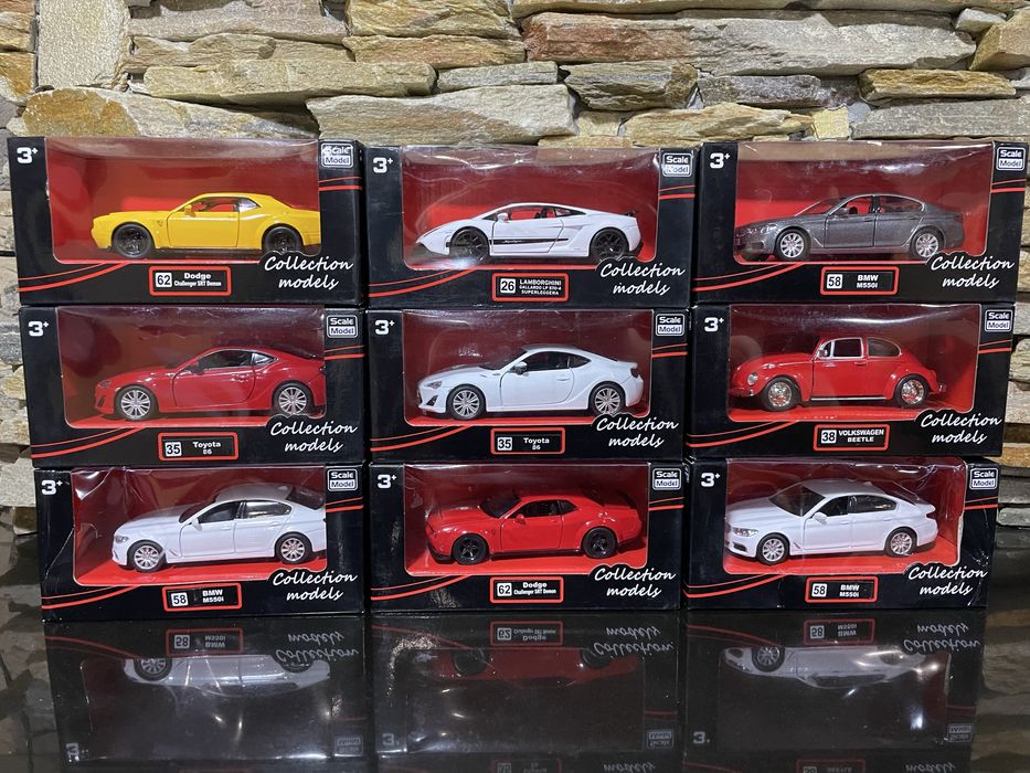 Нова машинка RMZ City іграшка металева модель колекційна дитяча авто