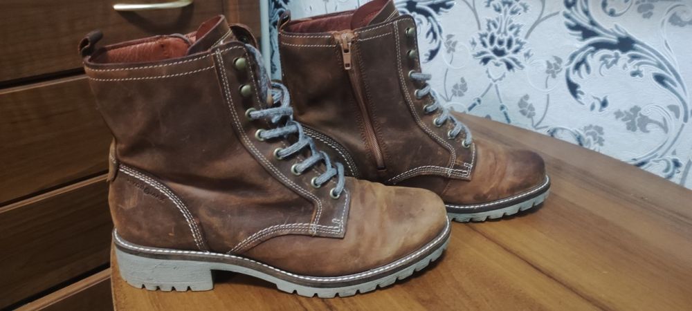 Продам женские ботинки ECCO