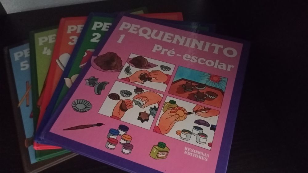 Vários livros pré escolar