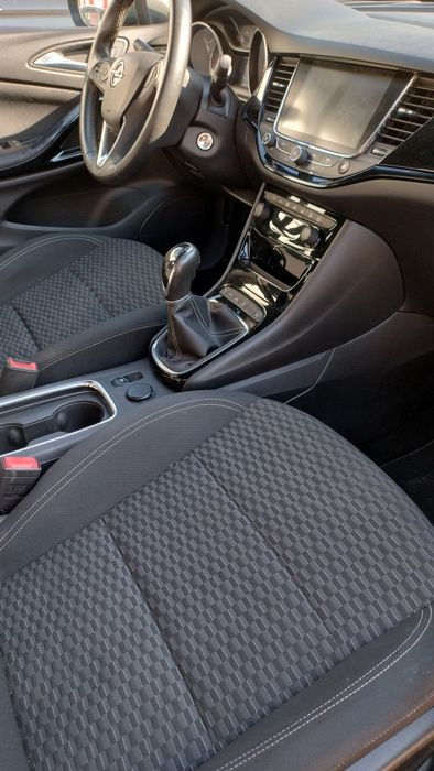 Opel Astra K Sports Tourer 2018 (Gasóleo) — 235.000 km