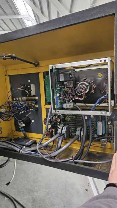 Fanuc OT , servo silniki,  falownik. Stan dobry działające.