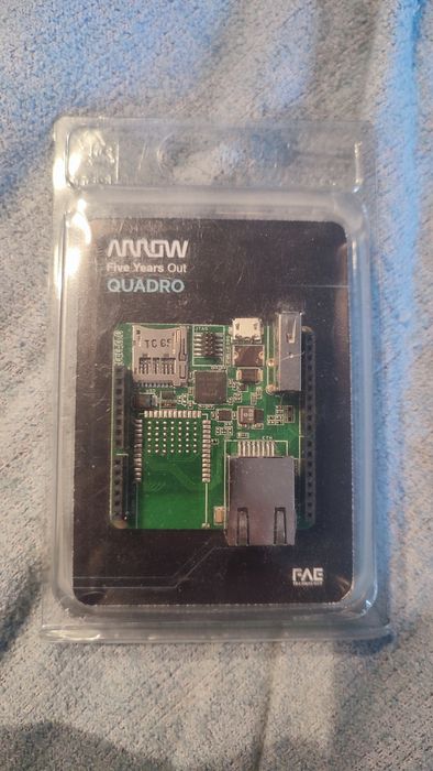 Плата Arrow Quadro IoT (без модуля Wi-Fi, на запчастини / донор)