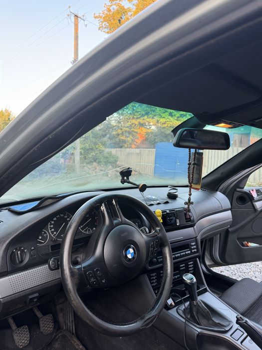 Продам BMW e39 рейстайлинг