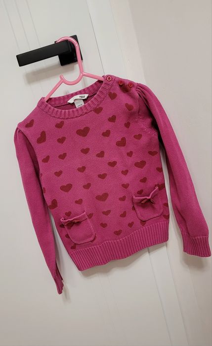 Sweter w serduszka r. 128