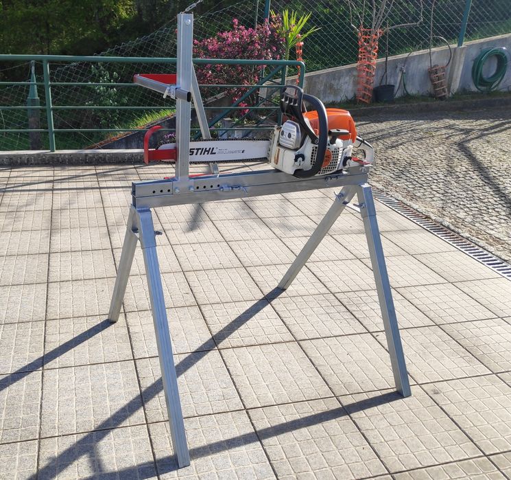 Cavalete de Motosserra de Quatro Pernas