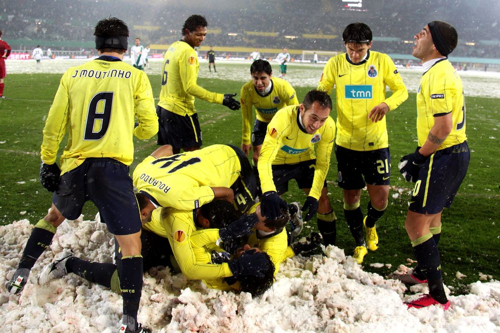 Camisola FC Porto 2010/2011 - Tamanho S (serve M)