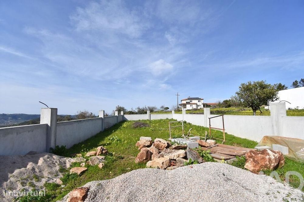 Casa / Villa em São Miguel, Santa Eufémia e Rabaçal de 70 m2