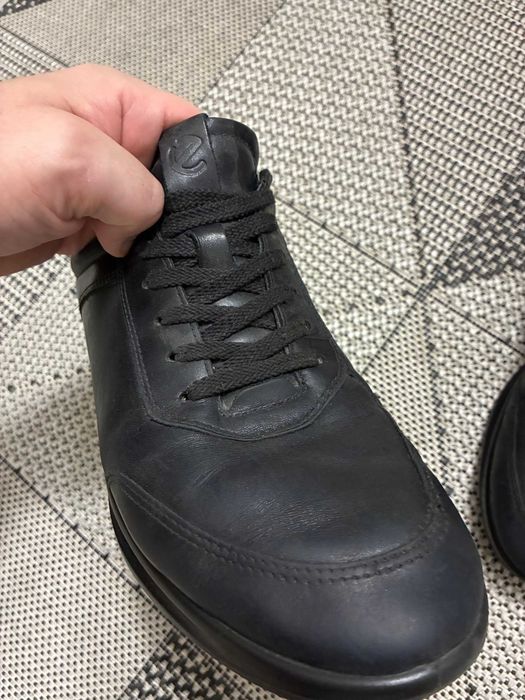 Кроссовки кожанные Ecco 43р (27.5 см)