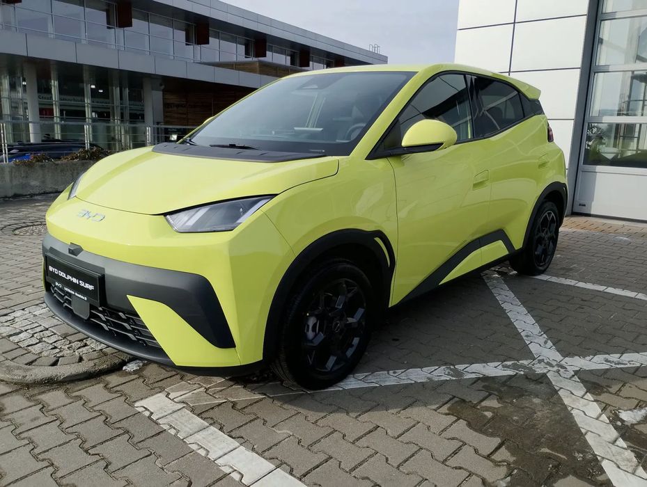 BYD Dolphin Surf