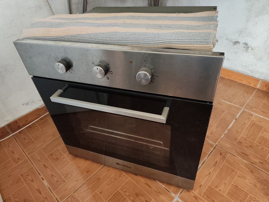 Forno eletrico MEIRELES.